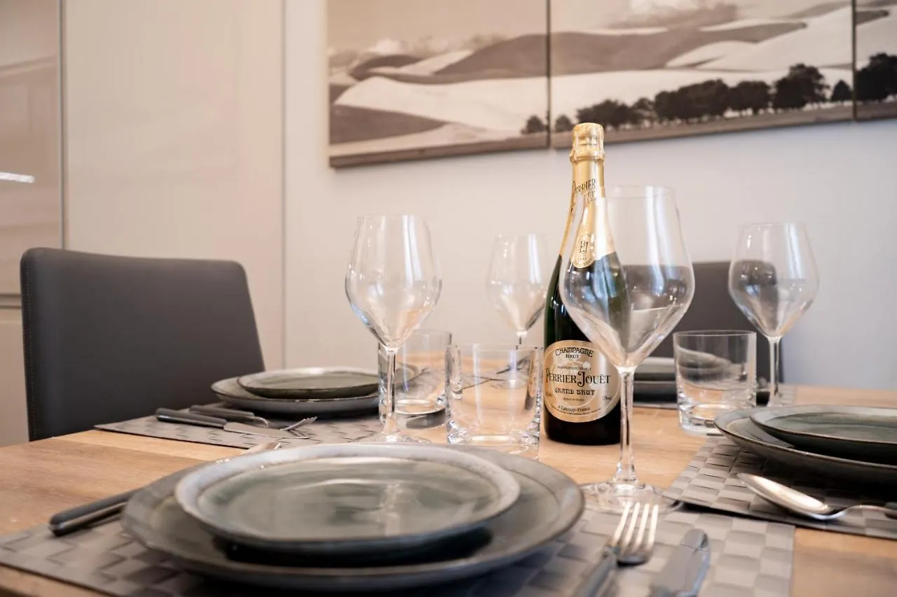 Brera-Centro, Stylish And Central New Apartment Milán