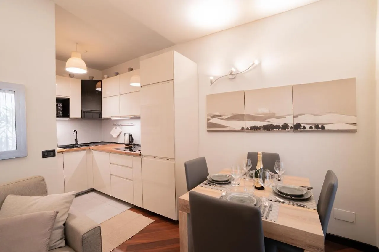 Brera-Centro, Stylish And Central New Apartment Milano 0*,  Italia