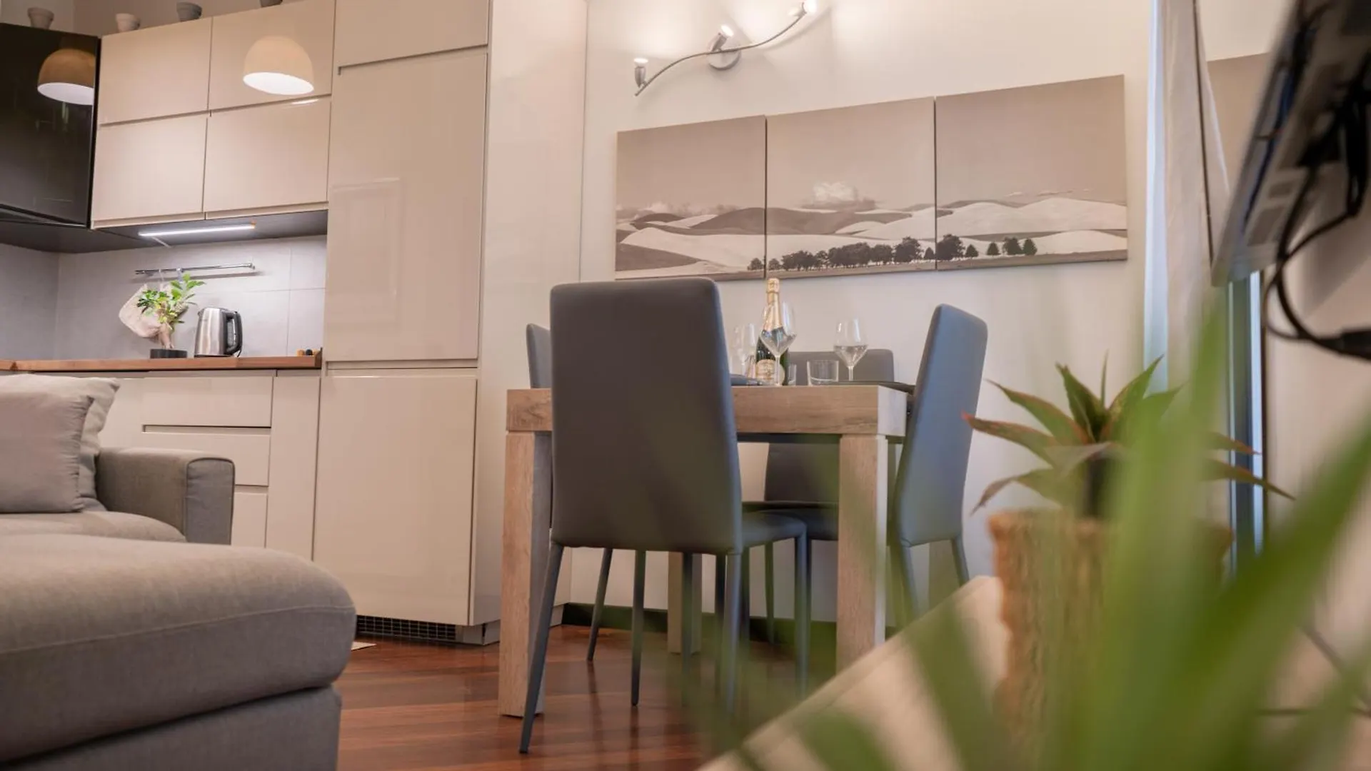 Brera-Centro, Stylish And Central New Apartment Milano